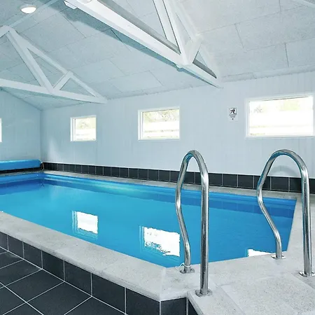 5 Star In Hadsund Feriehus Helberskov
