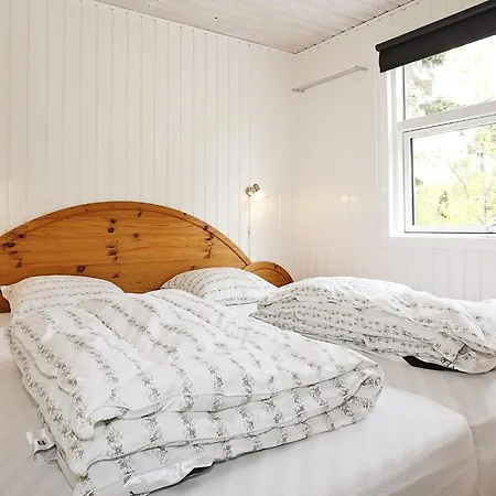 5 Star In Hadsund Helberskov