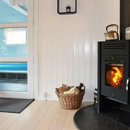 10 Person In Hadsund Holiday home Helberskov